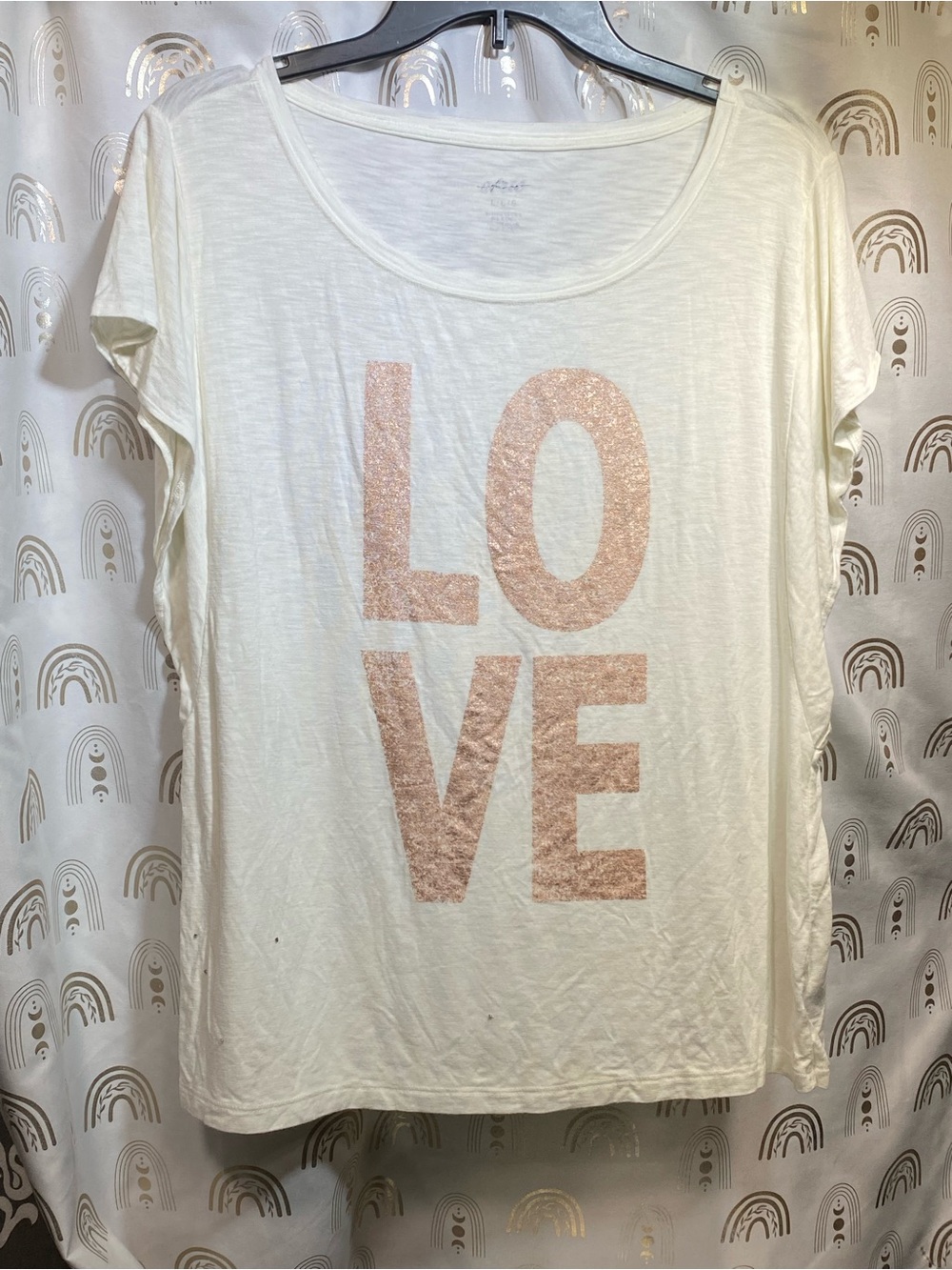 aerie White Short Sleeve Tee with Pink Glitter LOVE Graphic